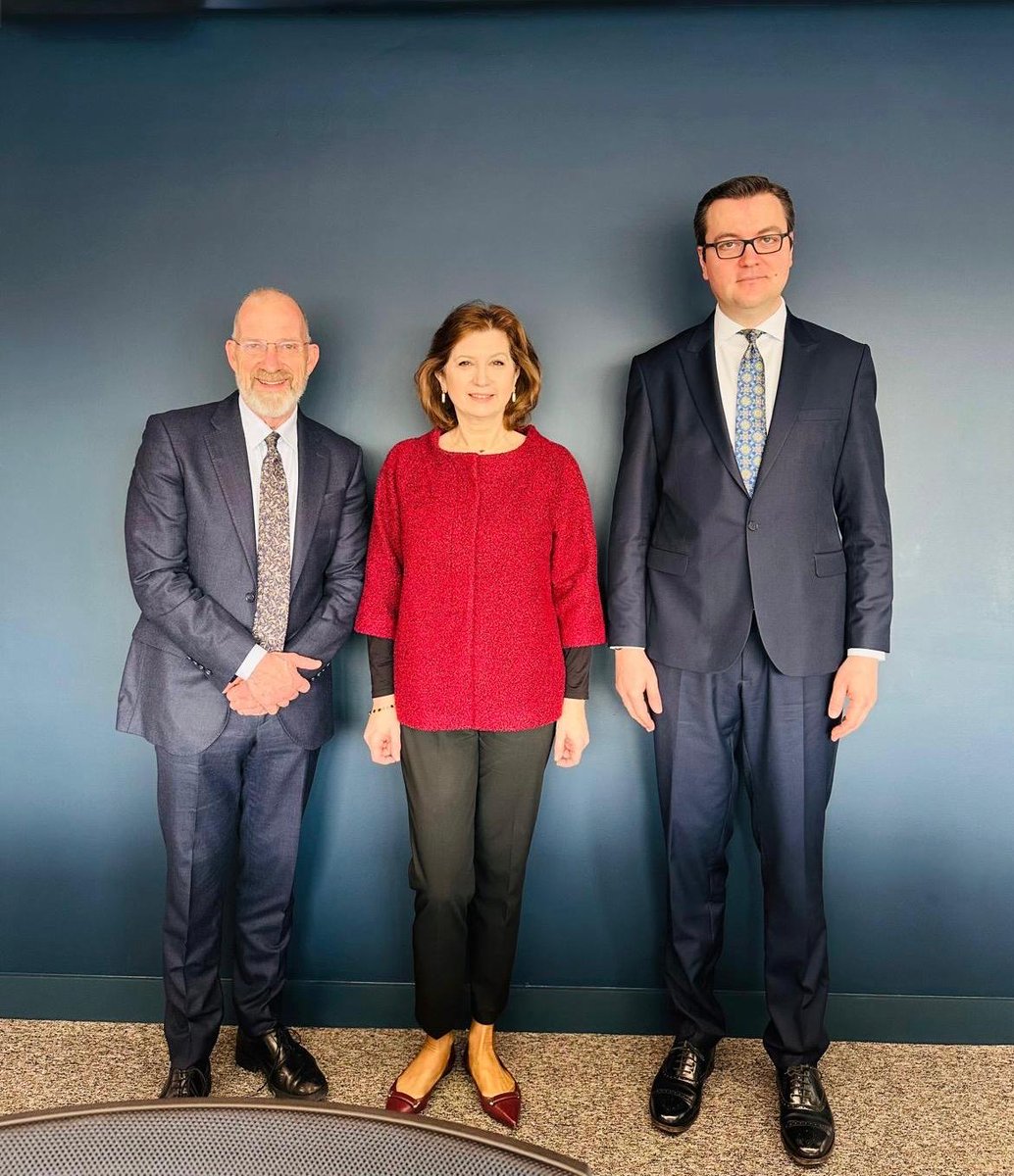 Laura Popescu tweet media