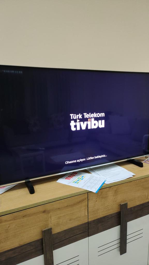 hilkerrd's tweet photo. Artık lütfen çözüm üretin ya. 1 aydır İnternet ile uğraşıyorum hala çözüm üretemediniz. Herşeyi değiştirdim modem, tivibu kablo ne varsa ama hala ne İnternet kullanabiliyorum doğru düzgün ne de tivibu izleyebiliyorum. @TTDestek hala açılmasını bekliyorum. Açılsada mozaikli zaten https://t.co/7SxXx6anx8