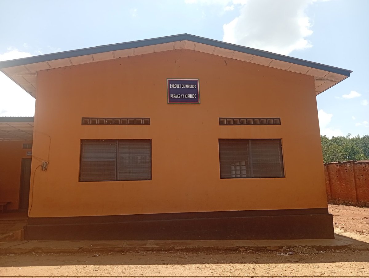 MagazineJimbere's tweet image. ⛓️ Un médecin dirigeant le district sanitaire de #Busoni a été arrêté ce 16 février 2026 alors qu’il se rendait à @Bujaprov2025 à bord d’un véhicule appartenant à ce district. Son interpellation fait suite à la saisie de médicaments et de denrées alimentaires destinés aux