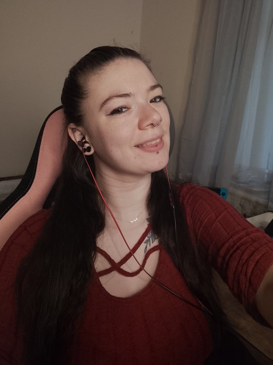 EmberShadow2's tweet photo. Its stream time!! 

We're spinning the wheel of indie games first and then hoping to finish Pathologic 2 because we're getting so close to the end! 🐢
https://t.co/YrPNlmlr4L https://t.co/NehZ4ZP1G4
