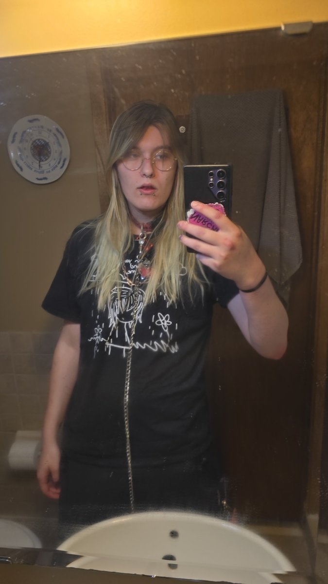 we listened to Friends In Real Life by Friends in Real Life (2025, Folk Pop, Indietronica, [Indie Folk, Bedroom Pop, Indie Pop]) and Raise the Youth by The Orphans (2004, Punk, Folk Punk, Hardcore, [Anarcho-Punk]) on the drive to drop my owner off at work this morning