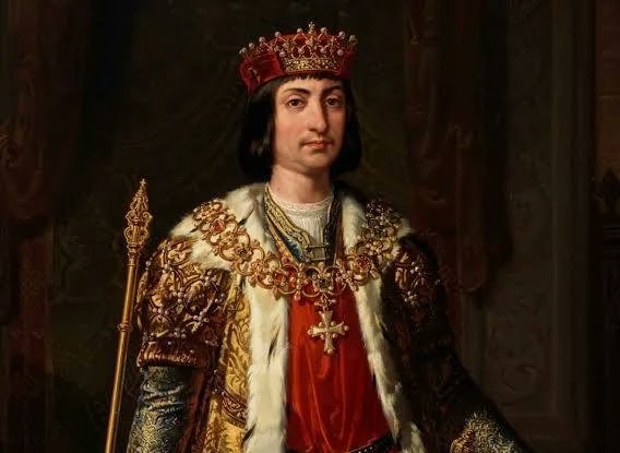 ¡Hilo sobre Fernando el Católico: el rey estratega que unió España y la hizo grande! 
Su legado de unidad y fuerza inspira a Vox en su defensa de una España indivisible. En vísperas de las elecciones en Castilla y León (15 marzo 2026), recordémoslo para votar por quien protege