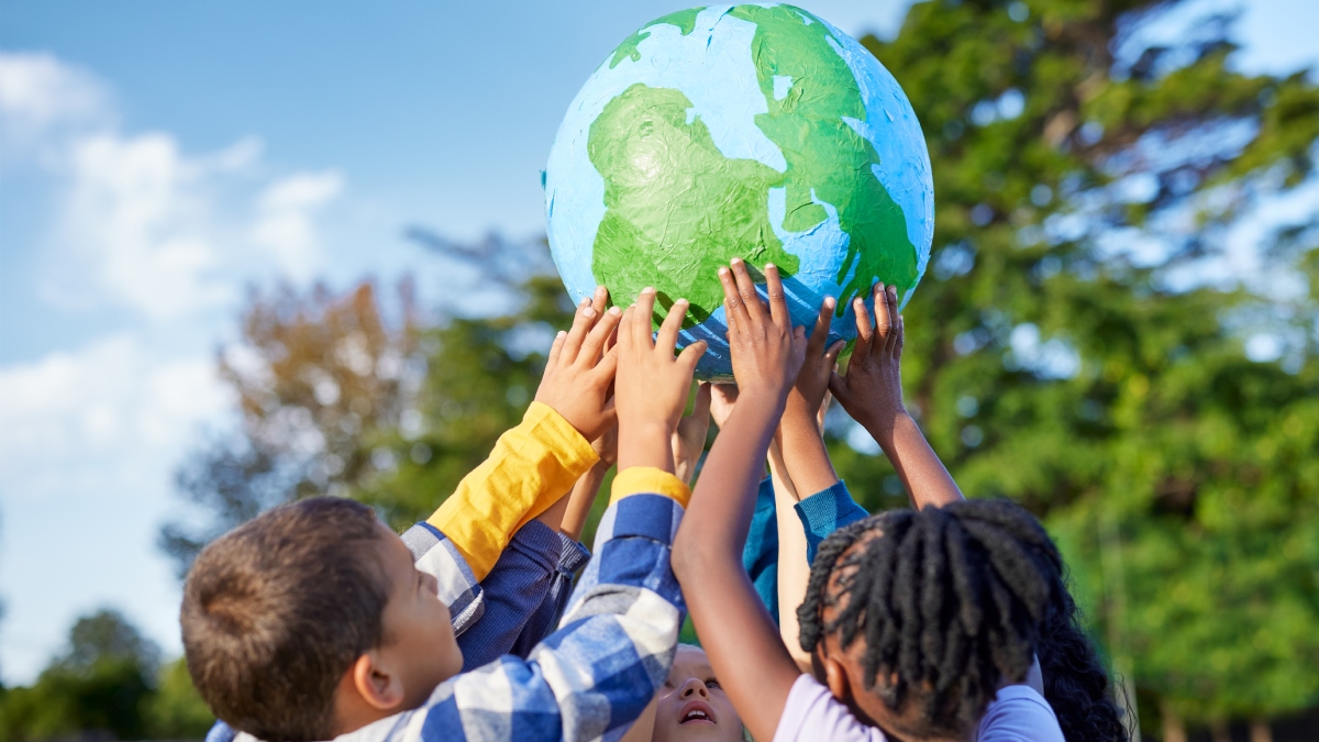 MenloLibrary's tweet image. Our Global Language storytimes feature a different language each month, exposing children to various languages and cultures during fun, interactive activities for kids of all language backgrounds. Up ahead:

2/25: Spanish
3/18: Mandarin
4/10: Japanese

bit.ly/4pMn1Xl