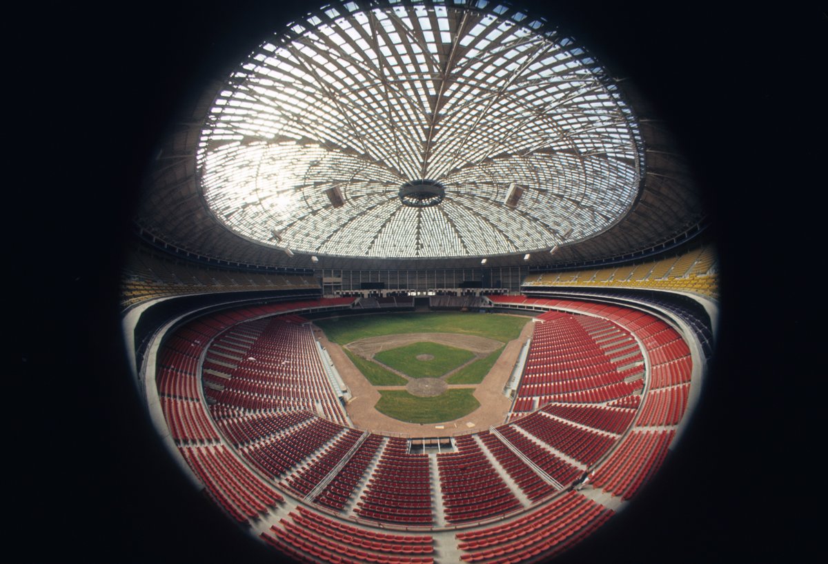 LeiferNeil's tweet photo. A fisheye view of empty stands at the Astrodome, the new home of the Houston Astros.

Houston, Texas
February 15, 1965

#NeilLeifer #Photography #Sports #Astrodome #HoustonAstros #Baseball https://t.co/QOFif9kKa1