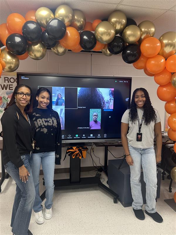 MCPS's tweet photo. Congratulations to Rhoshanda Pyles, principal of Rockville High School, on being named the 2026 recipient of the Dr. Edward Shirley Award for Excellence in Educational Administration and Supervision by the Montgomery County Association of Administrators and Principals (MCAAP) https://t.co/6dSvGy76qj