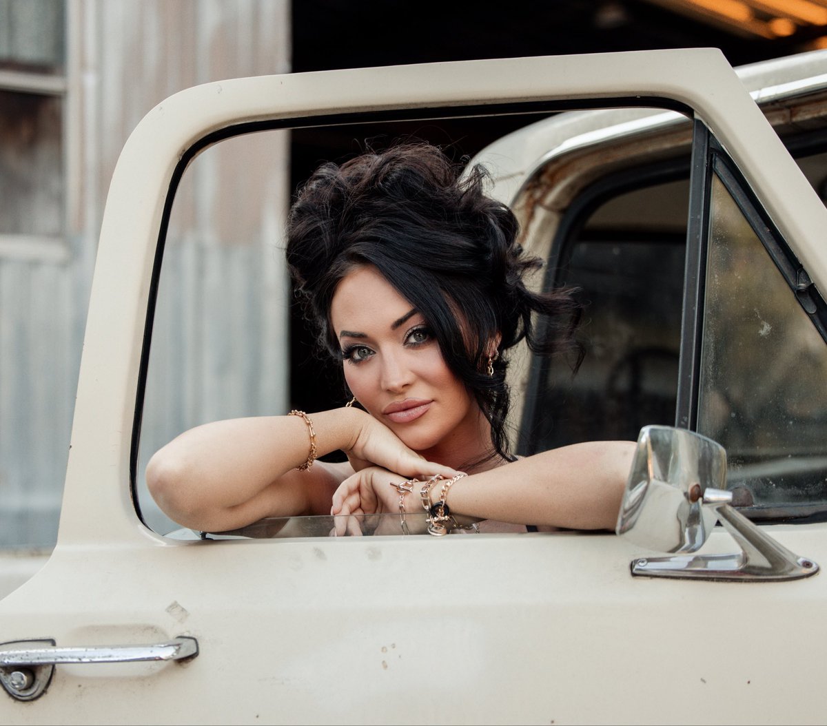 Travis Tritt tweet media