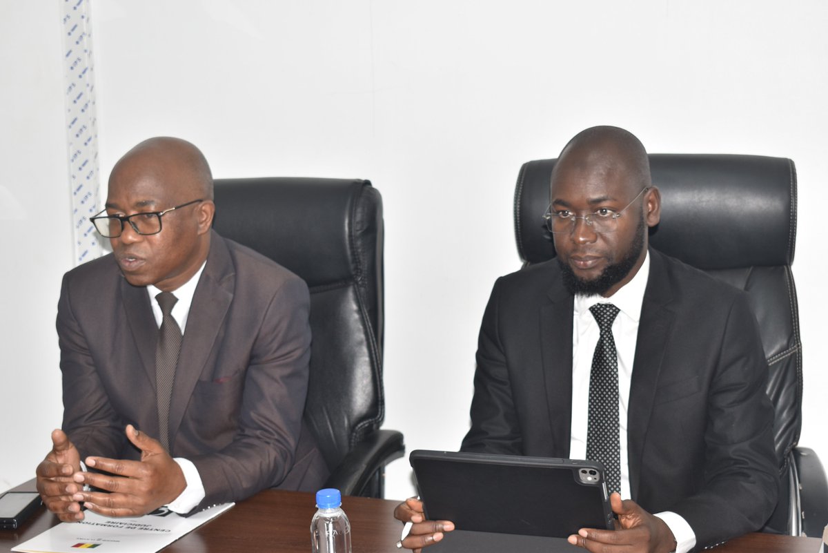 ANAQSUP's tweet photo. Le DG du Centre de Formation Judiciaire, Souleymane Teliko, a effectué une visite de travail à l'@ANAQSUP .
Objectif : renforcer la qualité de son institution et repositionner le #CFJ comme leader régional.
#ANAQSup #CFJ #AssuranceQualité #Sénégal https://t.co/hMaGVOL48E