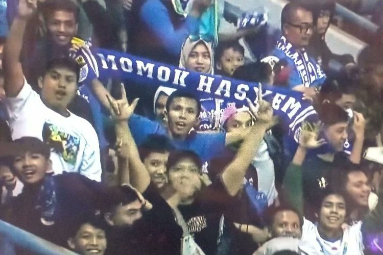 adrianoo30's tweet photo. @MafiaWasit Sebelum main hooligan2an https://t.co/G22y5dCfv4