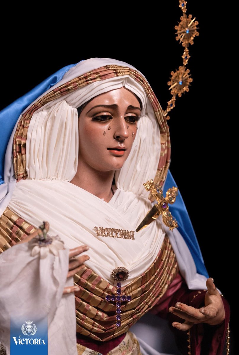 La primavera viene contigo, porque el paraíso habita en tus ojos.