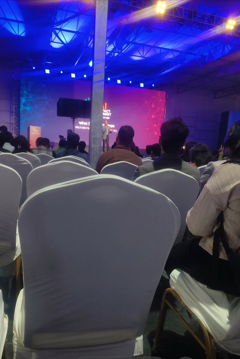 NotAProCoder tweet media