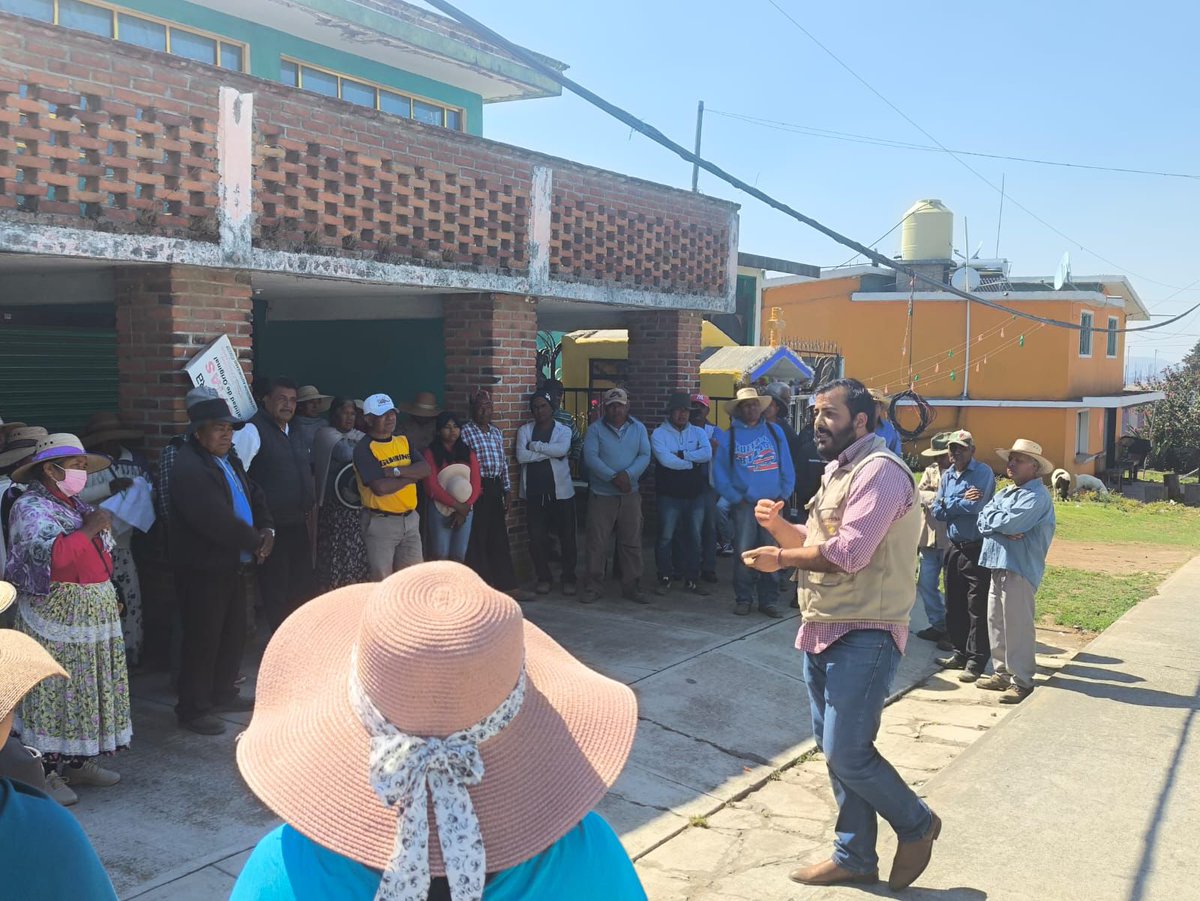 agriculturaEmex's tweet photo. A través del CADER 03 Villa de Allende, Estado de México, se llevó a cabo la plática sobre prevención y control del Gusano Barrenador del Ganado (GBG) en la localidad de Loma de Juárez, municipio de Villa de Allende. https://t.co/BZ08Ezorle