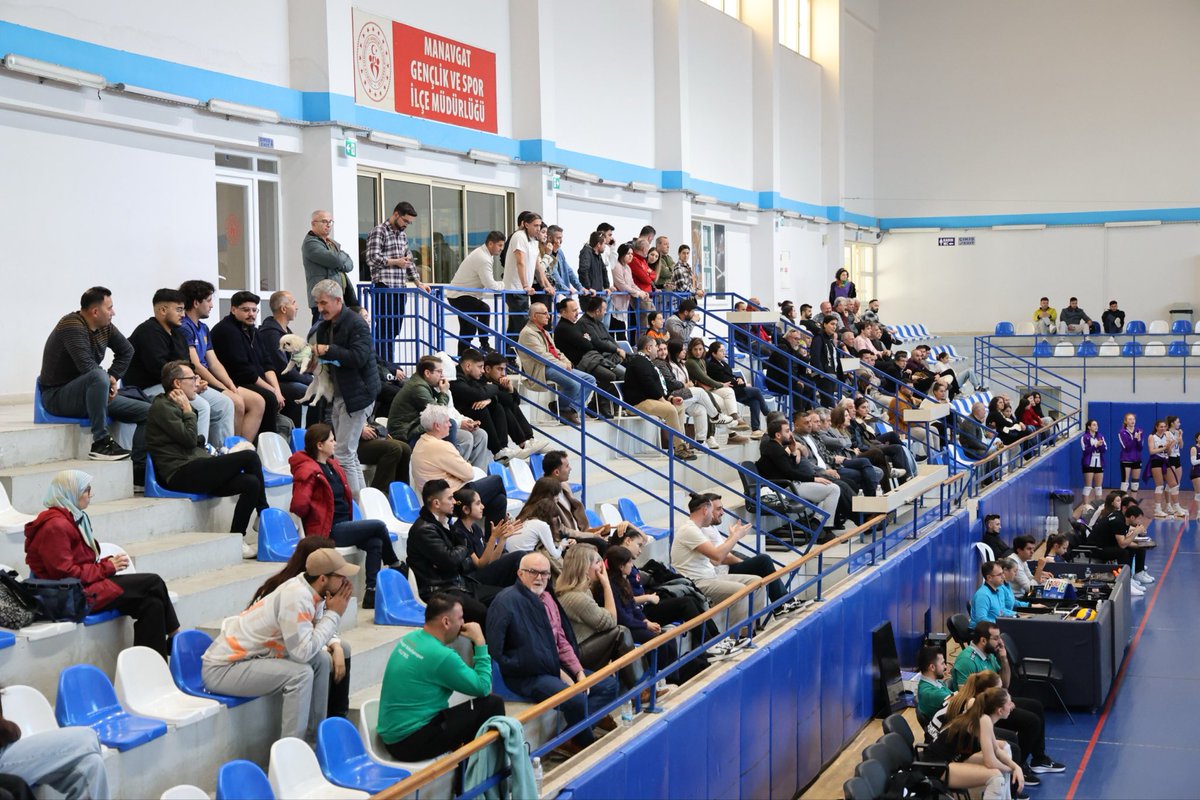 Arabica Coffee House Kadınlar Voleybol 1. Ligi’nde mücadele eden Trendy Hotels Manavgat Belediyespor Kadın Voleybol Takımımız, Alfemo Zeren Spor’u 3–2 mağlup etti.