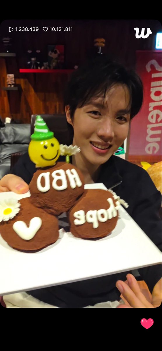 GCFJeonPark13's tweet photo. @youtubemusic Happiest birthday to our sunshine 

#HAPPYJHOPEDAY
#HAPPYBIRTHDAYJHOPE
#HOBIDREAMS2026
#WithjhopeAlways
#AnotherYearOfHope
#HopeBornToShine
#HopeBringsSweetDreams https://t.co/IVaCA7pRYT