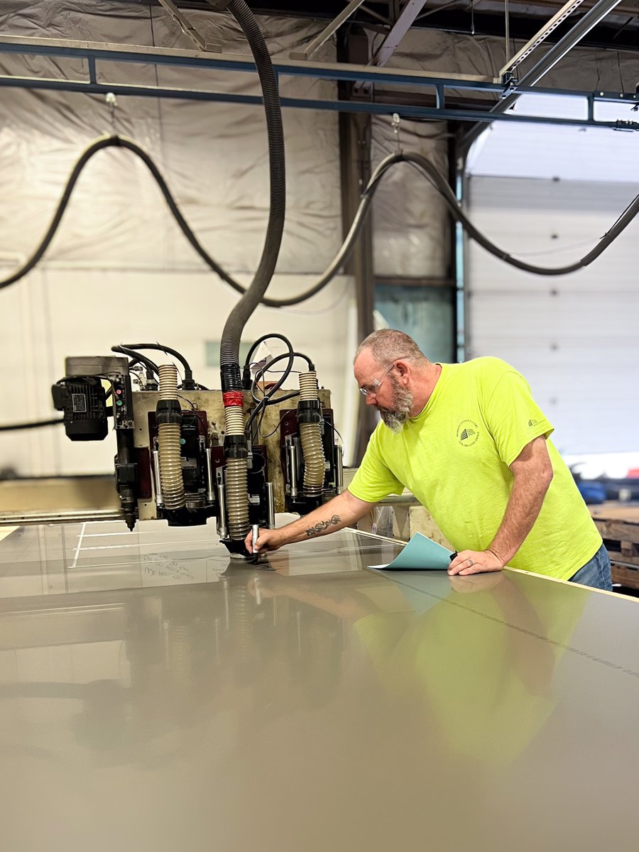 AES_Raleigh's tweet photo. Computer Numerical Control (CNC) routing uses advanced, computer-guided technology to cut and shape each metal panel to exact digital specifications๐๏ธ
#ConstructionInnovation #BuiltToSpec #FieldReady #CommercialConstruction #ExteriorSystems https://t.co/DvlQvY9IV6