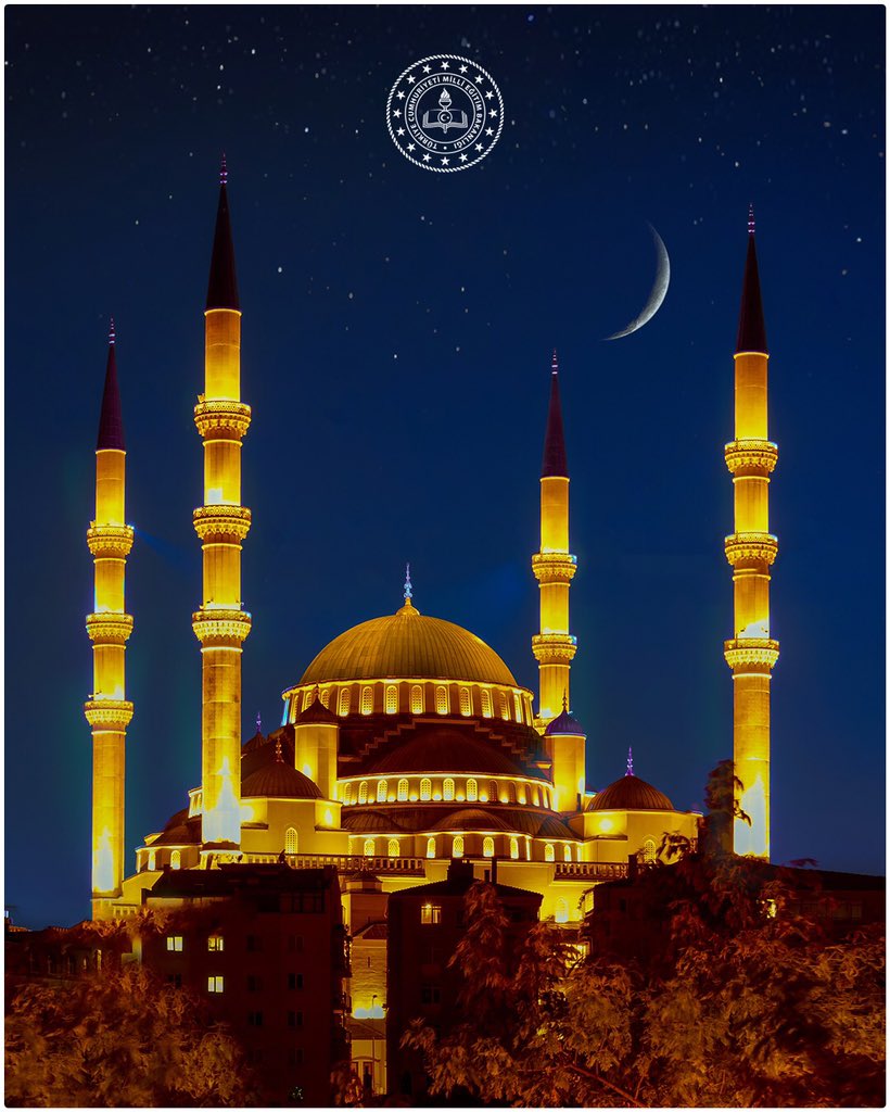 🌙 Ramazan ayının ülkemiz ve İslam âleminde iyilik, hoşgörü ve merhametle dolup taşan gönüller inşa etmesini temenni ederiz… 🤲🏻

  #MaarifinKalbindeRamazan
