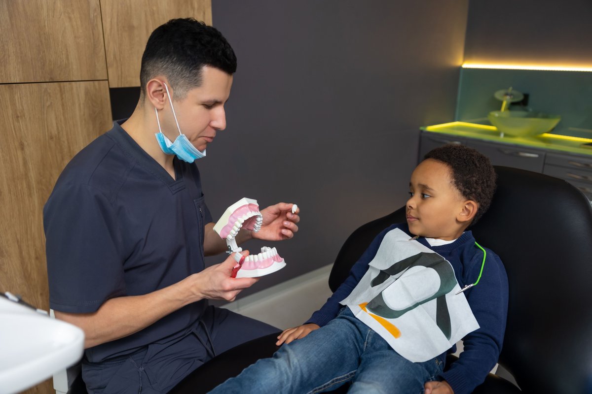 TheOncallbot's tweet image. Clear dental aftercare = happy kids &amp;amp; parents!😊 Protect smiles with easy instructions. Learn more today! 👍 
 #dentalemergency #dentalpain #dentalproblem #DentalPractice #DentalTechnology #DentistOnCall #AfterHoursDentist #VirtualDentalAssistant #EmergencyDentalCare
