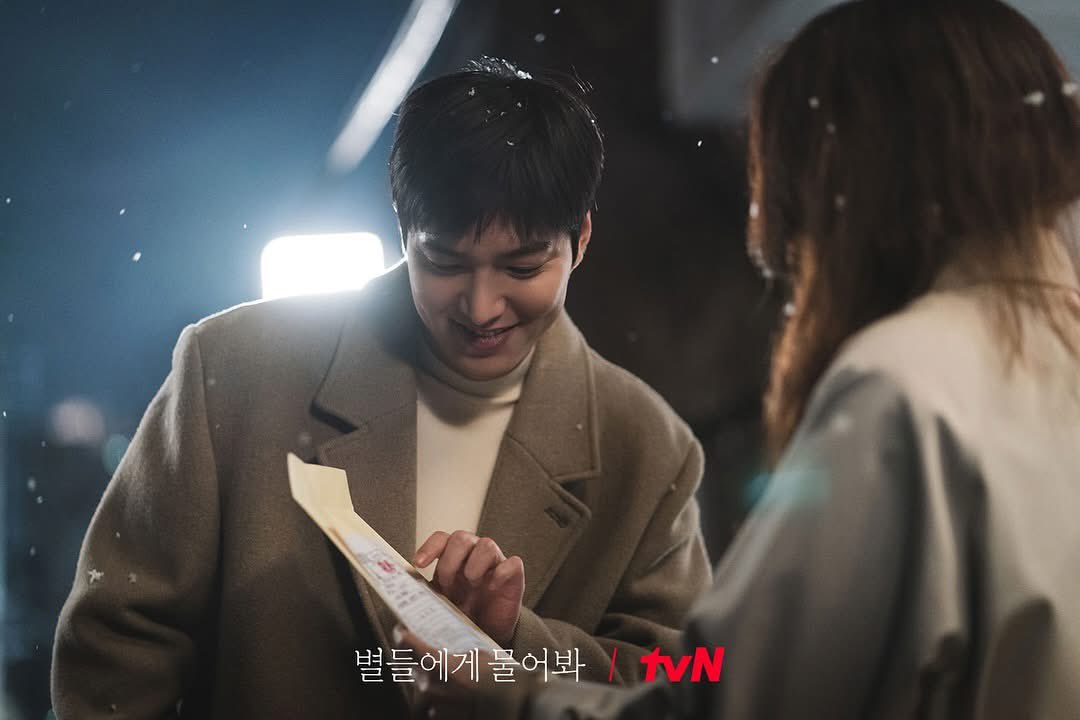 LMHloversIndia's tweet photo. #AskTheStars still cuts 18/02/2025
#LeeMinHo #Throwback https://t.co/L5a2JL7gLg