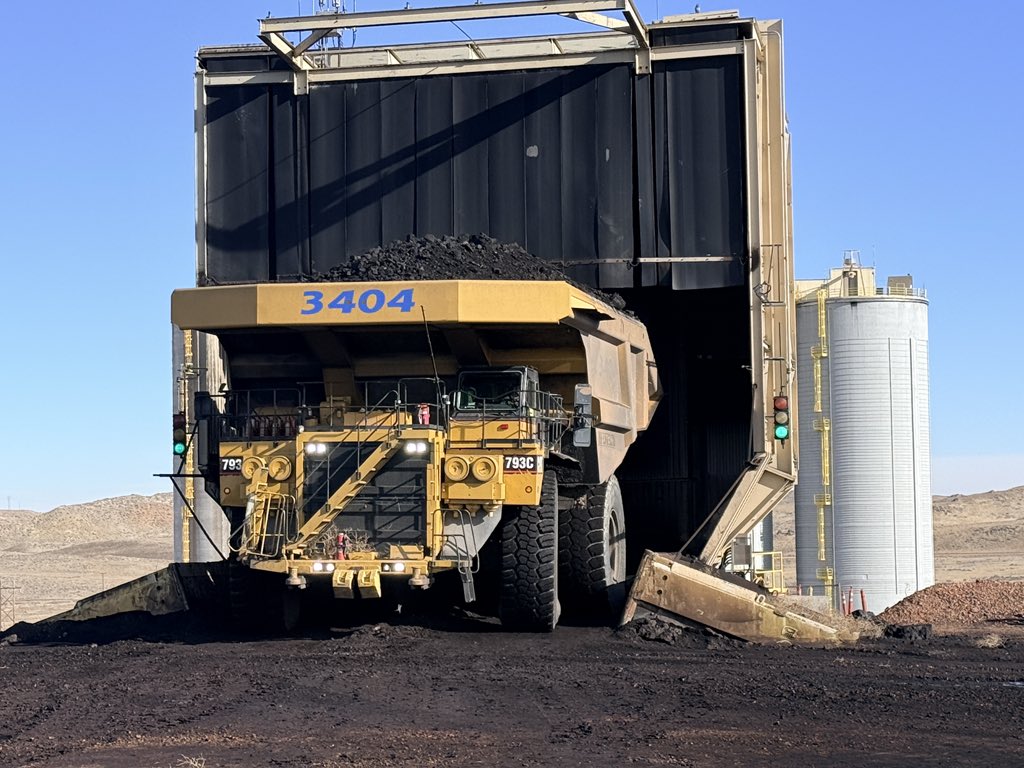 Friends of Coal West tweet media