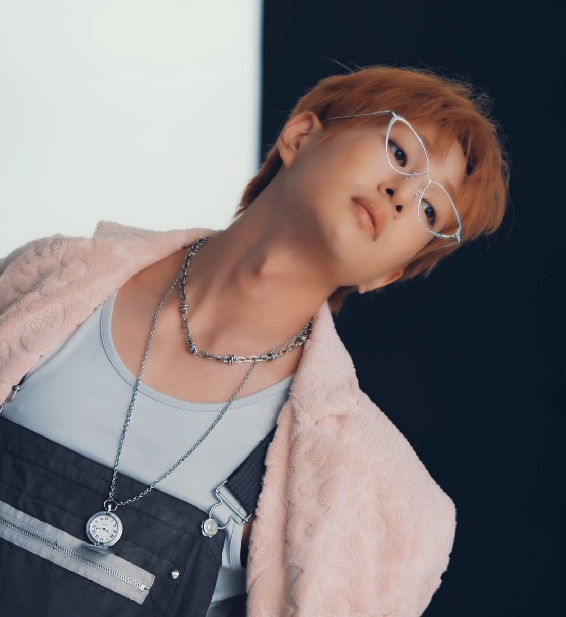 온유 #ONEW #オニュ@SHINee @ONEW_GRIFFIN