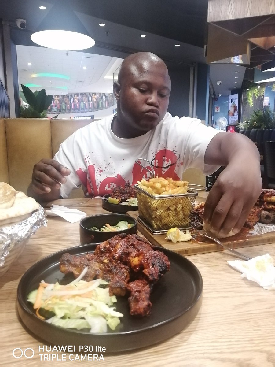 LulaScriby's tweet photo. Valeeeee neSthandwa Sami😍❤️😘#AtMyDiners #ValentinesDate 🍱🍽️👩‍❤️‍💋‍👨 https://t.co/j5NryhZ4FN