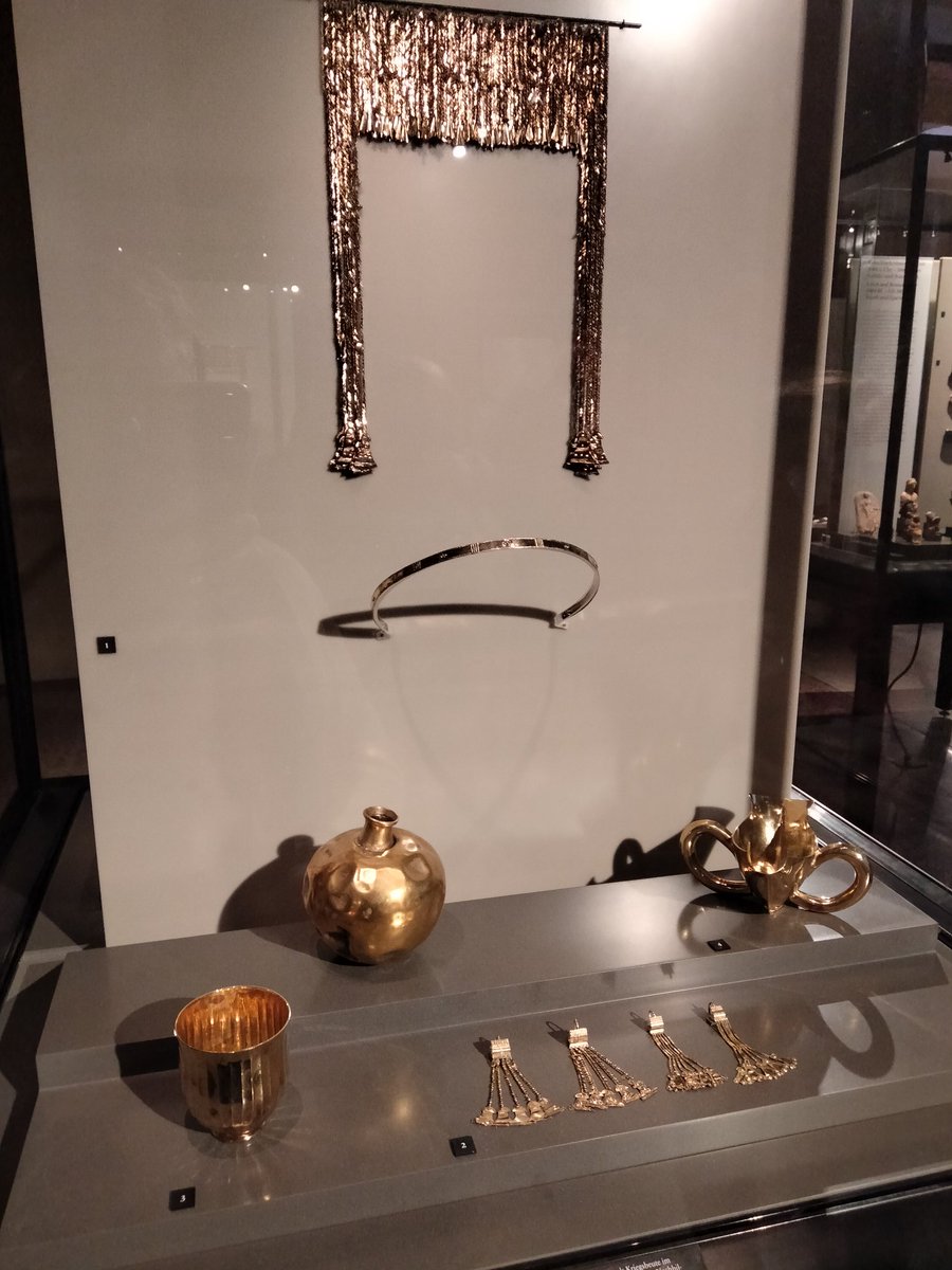matthutho's tweet photo. After having my eyes opened to history as a child by @MichaelWoodMV series in Search of Troy stunning to be in Neus Museum in Berlin to see the Troy displays and the other amazing displays... https://t.co/IU7pnj7vCC