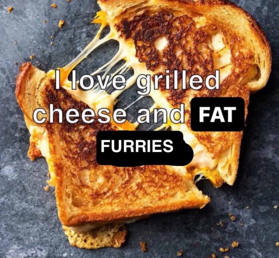 mmm grilled cheese 🤤