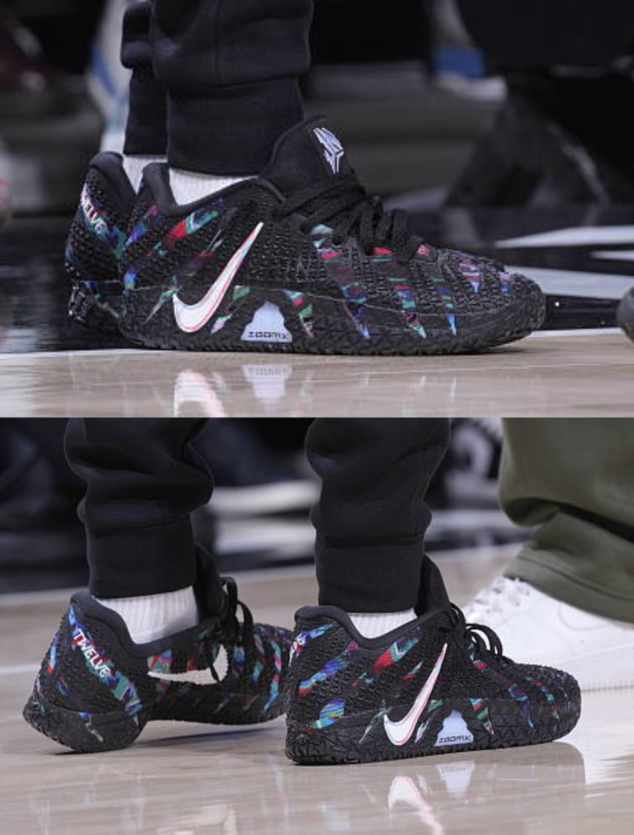 JustFreshKicks tweet media