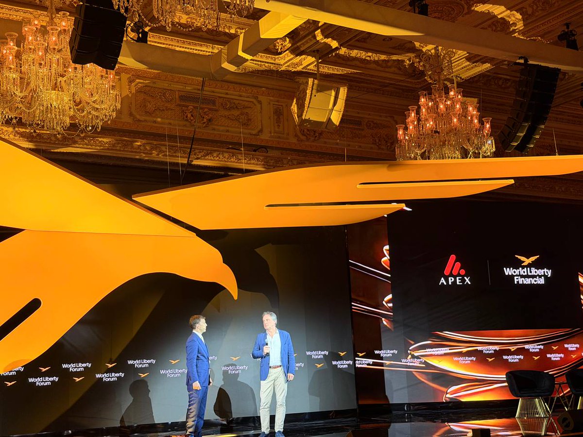 JUST IN from Mar-a-Lago! 🌴🦅

We’re collaborating with Apex Group to bring regulated stablecoin infrastructure into traditional fund administration.

The collaboration will explore integrating USD1 across Apex Group’s broad ecosystem for subscriptions, distributions, and