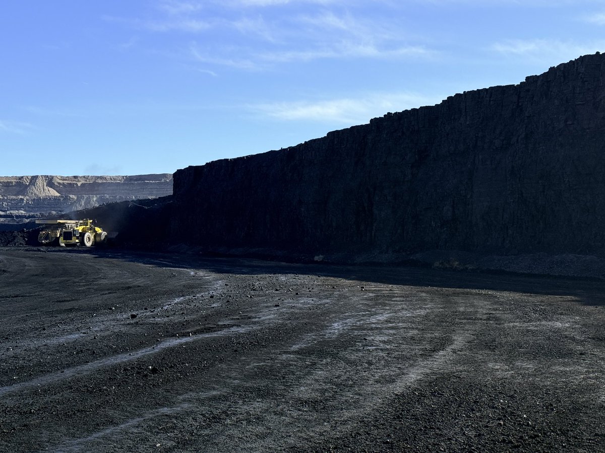 Friends of Coal West tweet media