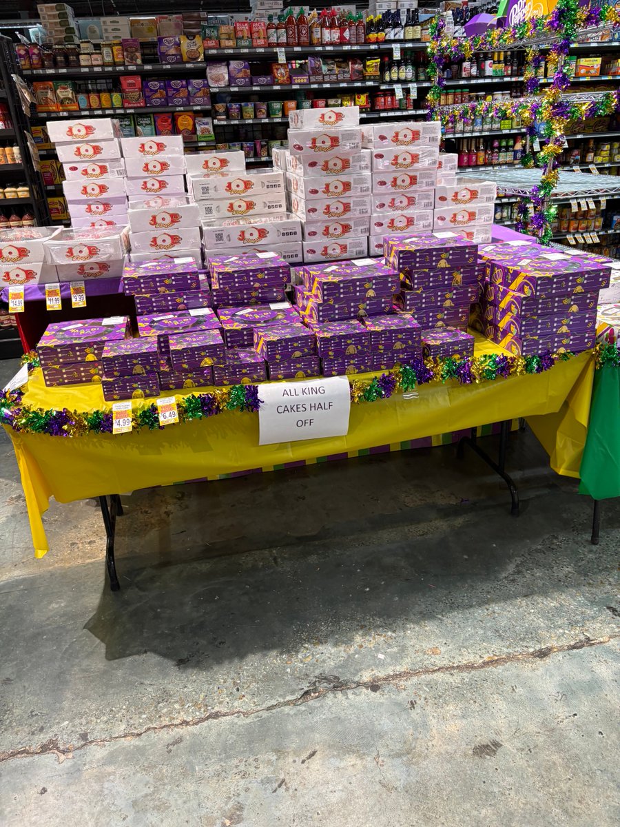 duris's tweet photo. Uh @BreauxMart? https://t.co/RWWPRxvHXB