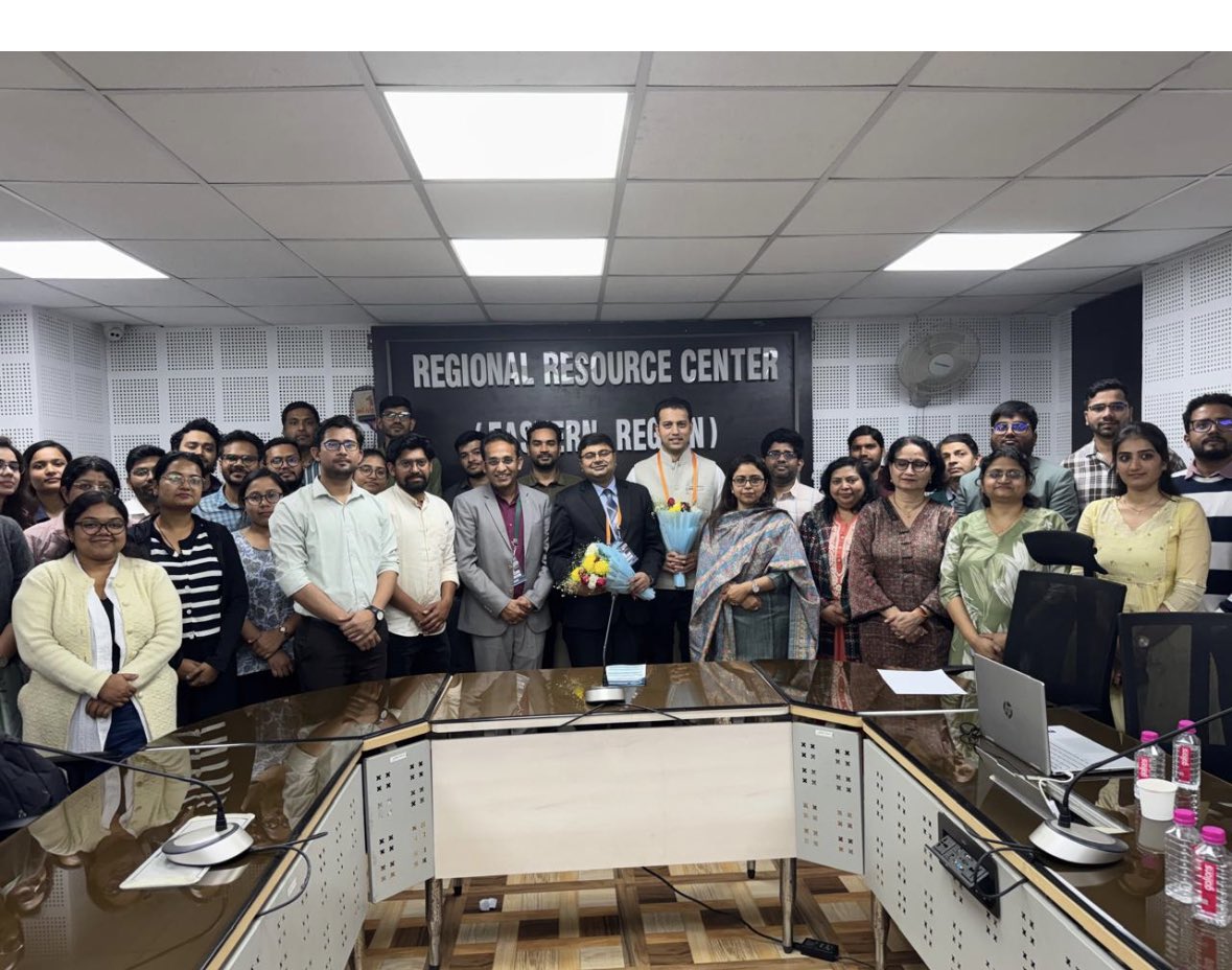 Garg_H's tweet photo. Happy to share I was invited to host a workshop on ‘Smart AI tools for smart research’ at NCAIHC held at BHu..housefull workshop…we all enjoyed and learnt so many things together…thanks for opportunity @BenarasNews  @MaxHealthcare https://t.co/30hg98i0Fu