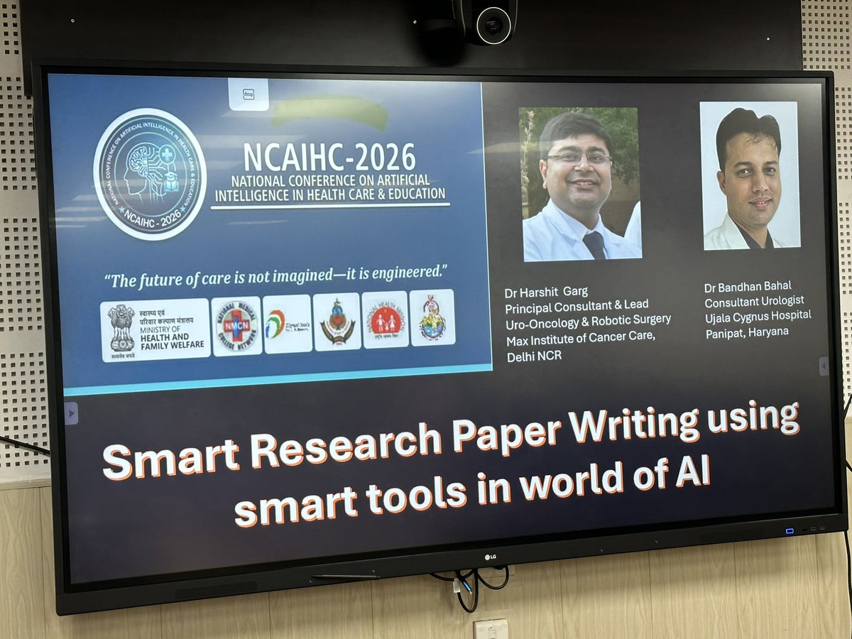 Garg_H's tweet photo. Happy to share I was invited to host a workshop on ‘Smart AI tools for smart research’ at NCAIHC held at BHu..housefull workshop…we all enjoyed and learnt so many things together…thanks for opportunity @BenarasNews  @MaxHealthcare https://t.co/30hg98i0Fu