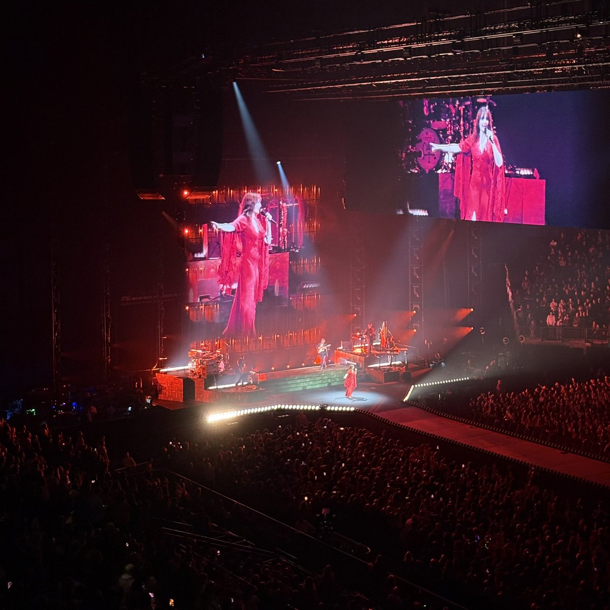 Florence + The Machine <a href="/TheO2/">The O2</a>