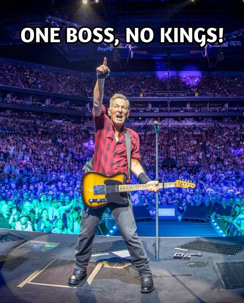 BruceLyricsNL's tweet image. One Boss, no kings