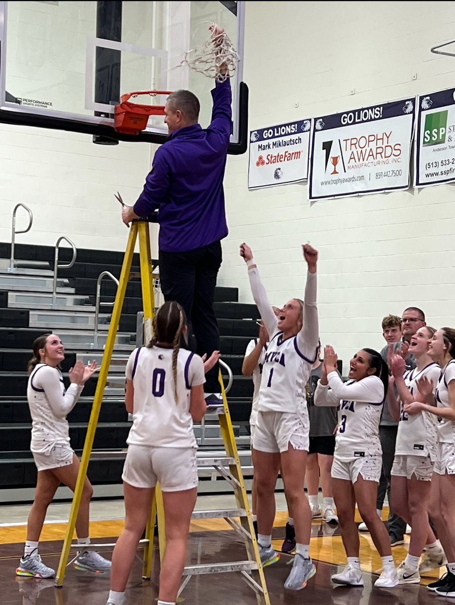 CoachMasonHoops's tweet photo. @CoachRapp congratulations brother! 2 years. 2 teams. 2 nets cut down. That ain’t bad. 😂 Now let’s make a tournament run! @mvcaathletics 🟣🏀🦁🟣🏀🦁 https://t.co/ljLSj5YDIb