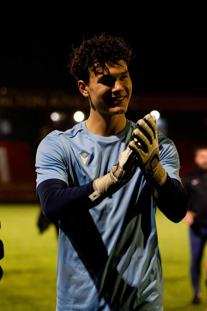 RPVFC's tweet photo. Big 1-0 win on Monday night over @BSFC_Official 

Match day pictures from Richie - @luwxwa 📸 : https://t.co/20HoXCEktq 

#UpTheVale 🔵🔵🔵 https://t.co/zxix8TDOjQ