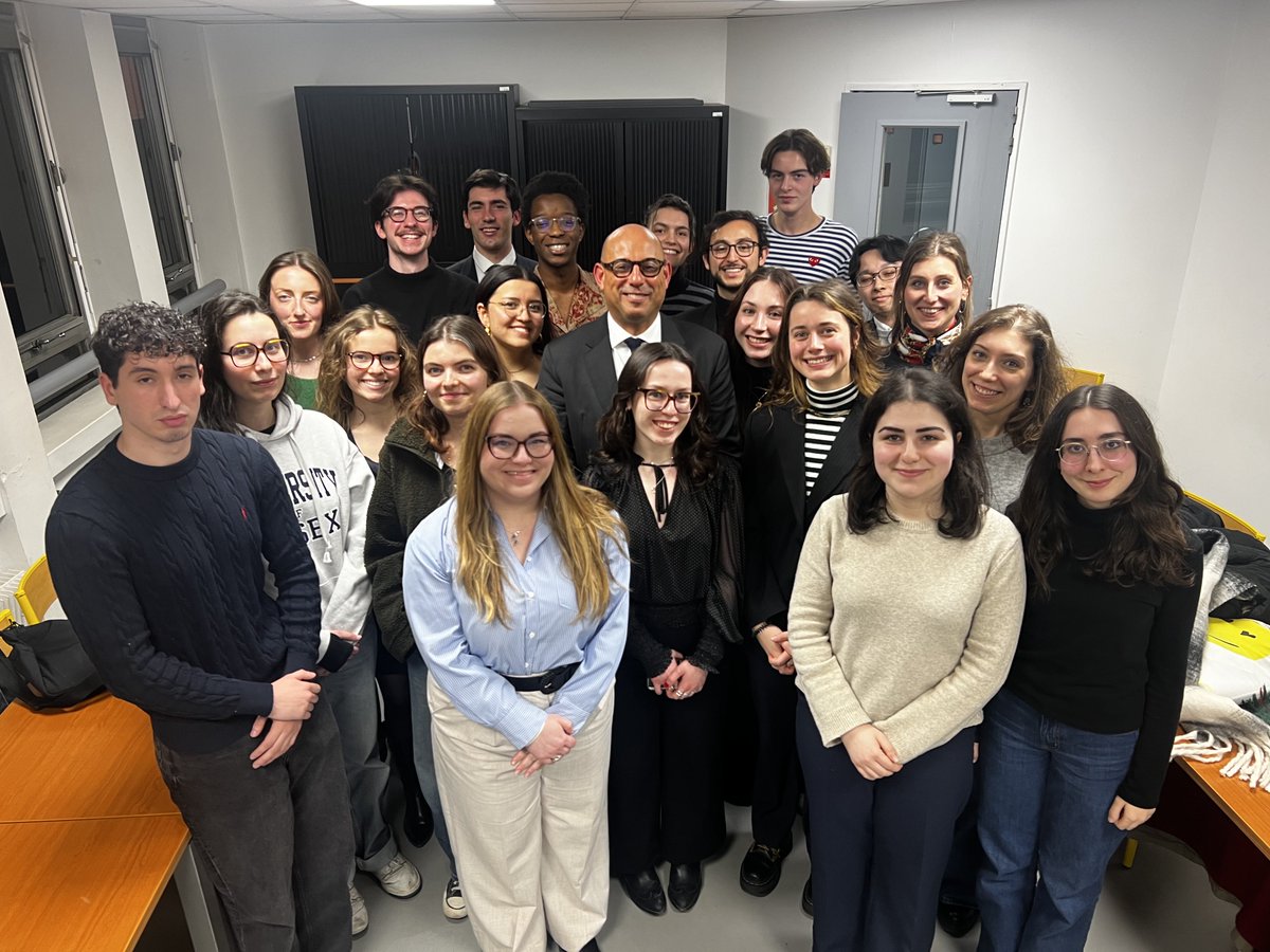 Vera El Khoury Lacoeuilhe tweet media