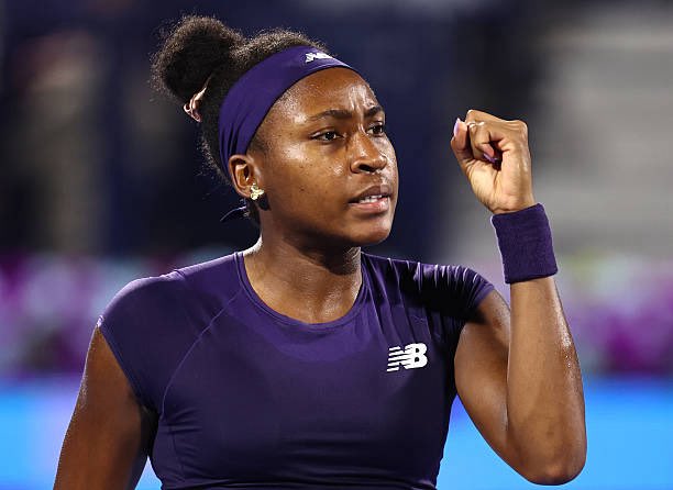 Gauff d. Elise Mertens 2-6 7-6(9) 6-3 in Dubai

3 match points saved. 

Massive comeback from Coco. 

Regardless of her form, she never withers away in a match. 

✅4th Dubai QF

Relentless competitor til the very end… that is Coco Gauff. 

🇺🇸❤️