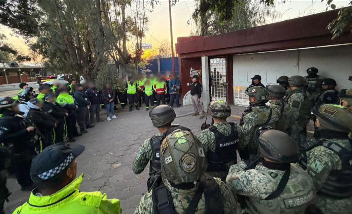 ENTORNO_INFORMA's tweet photo. #Celaya | La Secretaría de Seguridad Ciudadana de Celaya reporta saldo blanco en la Festividad de San Juan de la Vega; nueve personas resultaron lesionadas por la detonación de petardos. https://t.co/ovgJ0zfCeo