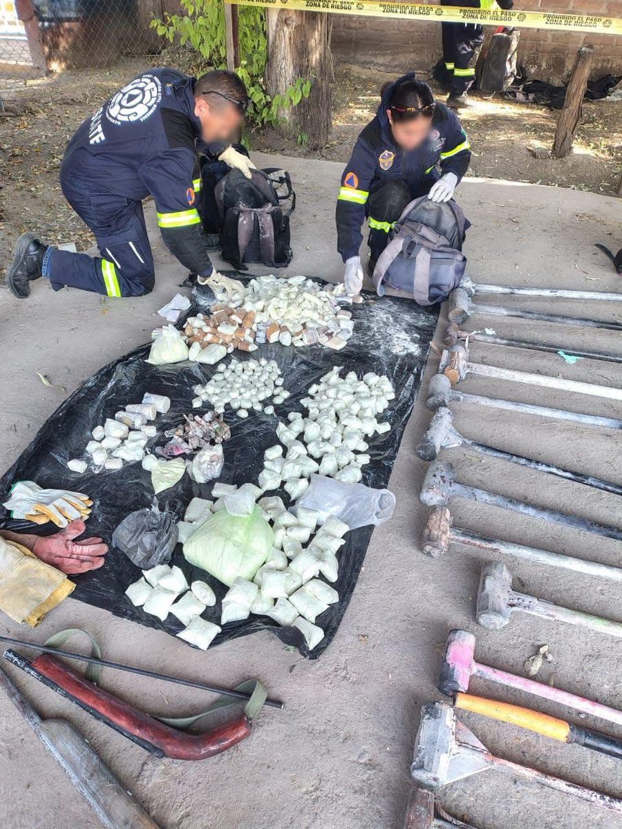ENTORNO_INFORMA's tweet photo. #Celaya | La Secretaría de Seguridad Ciudadana de Celaya reporta saldo blanco en la Festividad de San Juan de la Vega; nueve personas resultaron lesionadas por la detonación de petardos. https://t.co/ovgJ0zfCeo