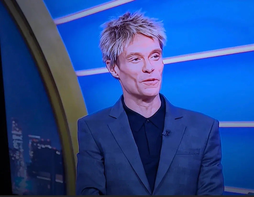 bald ann dowd tweet media