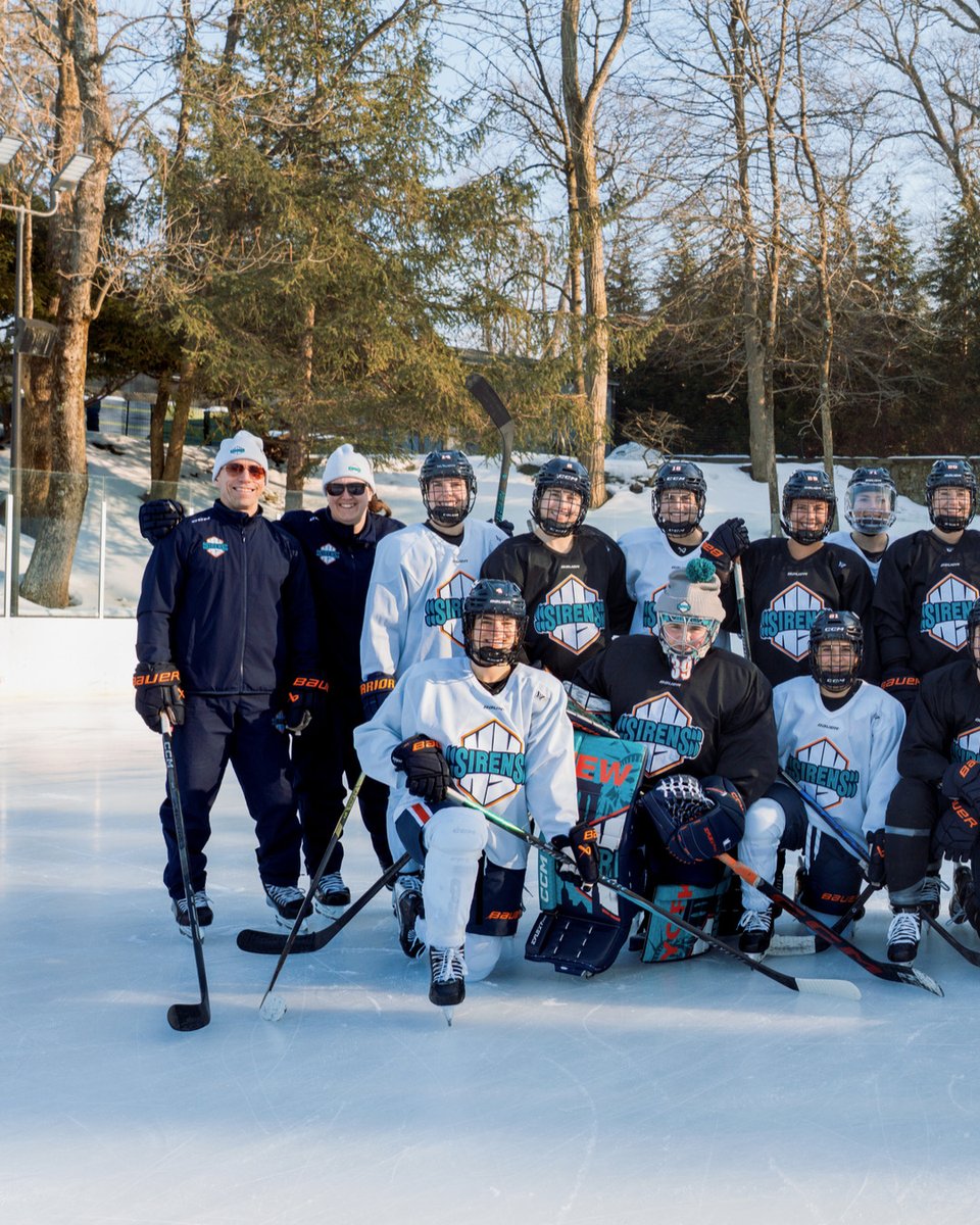 PWHL_NewYork's tweet photo. Outdoor practice vibes were immaculate 🤩 https://t.co/wq28BxJfBa