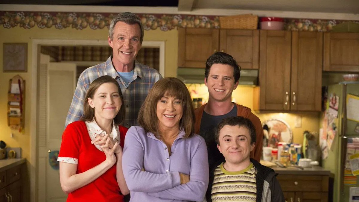 CINEMA505's tweet image. Todas as temporadas de 'The Middle' chegaram na Netflix.