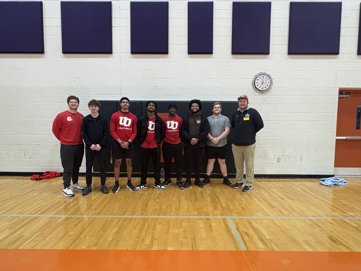 The University of Olivet Football tweet media