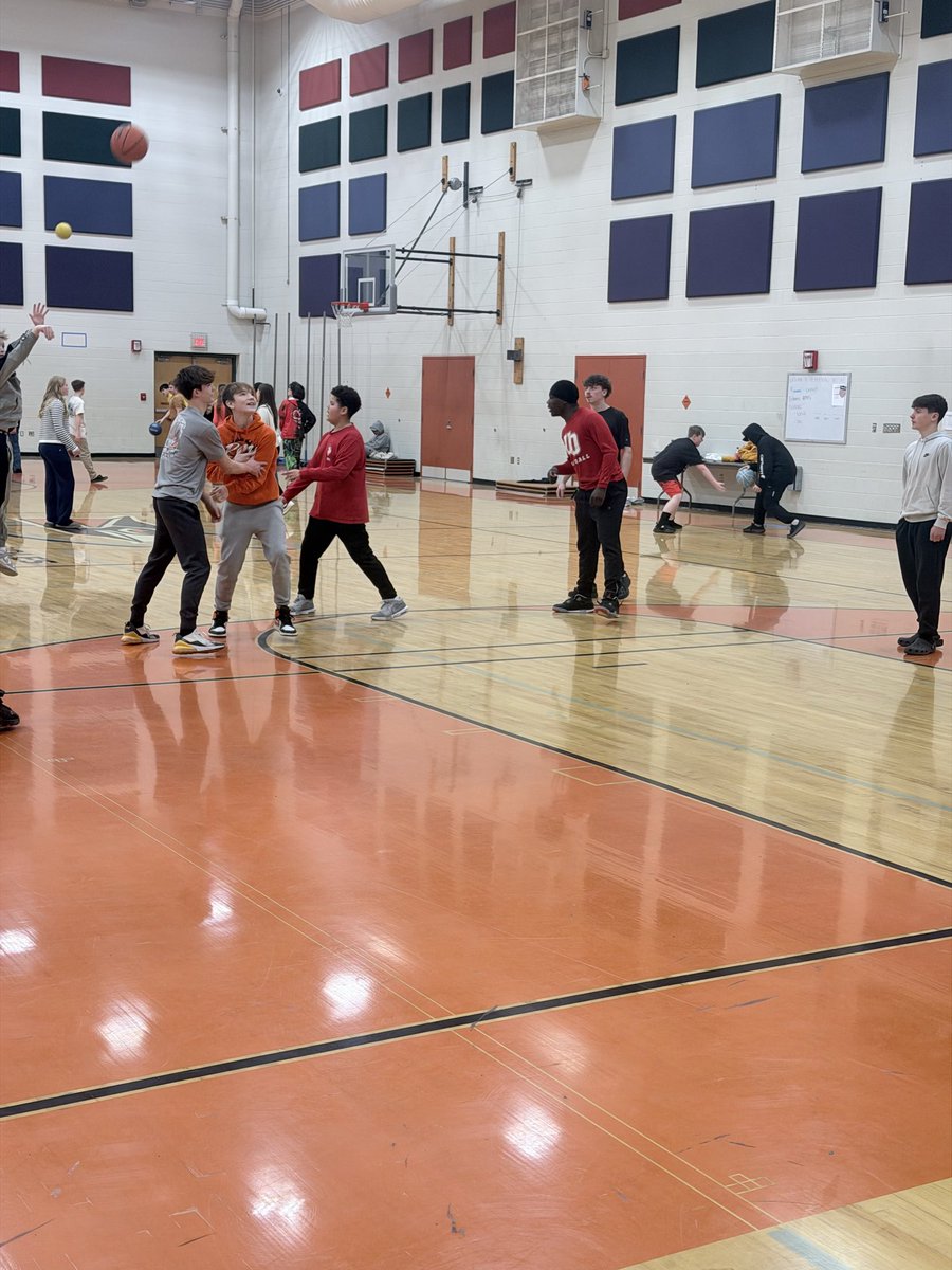 The University of Olivet Football tweet media