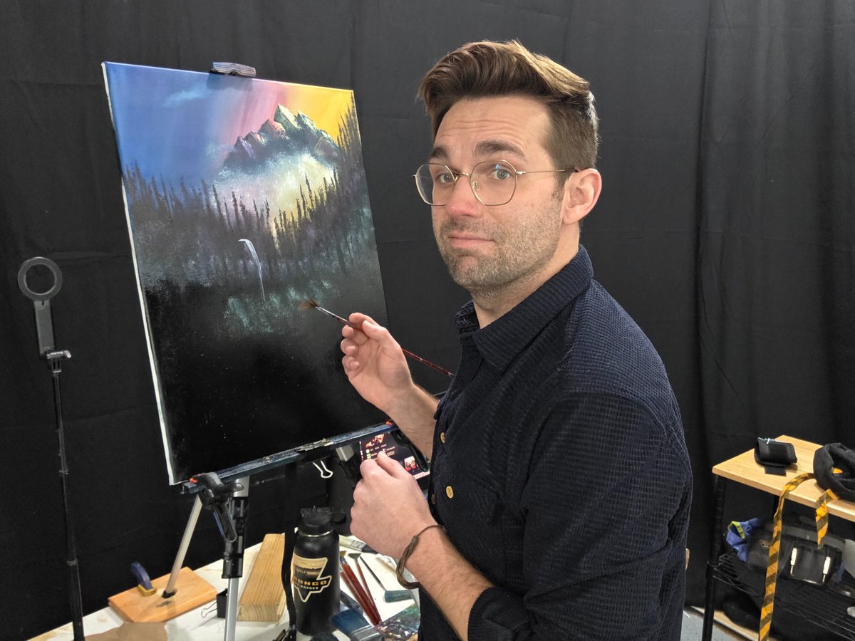 Tri House tweet media