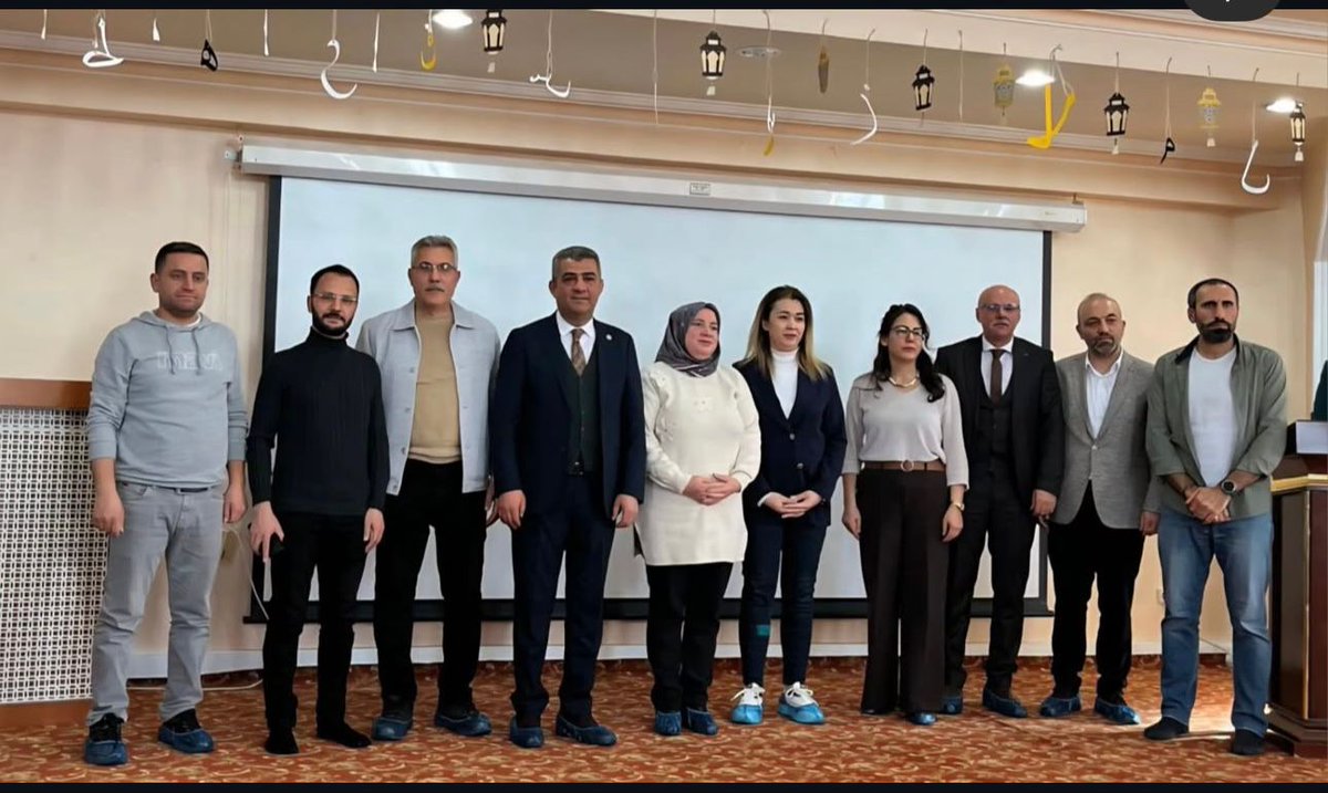 MemNarman's tweet photo. “KORKMA! GENÇLİĞİN RUHU BURADA” temasıyla  liseler arasında düzenlenen Bilgi Yarışması İl Finalinde Okulumuz Narman Anadolu Lisesi  il ikincisi olmuştur.
Öğrencilerimizi ve emeği geçen öğretmenlerimizi ve okul yönetimimizi tebrik ediyor, başarılarının devamını diliyoruz. https://t.co/t8jNXjh235