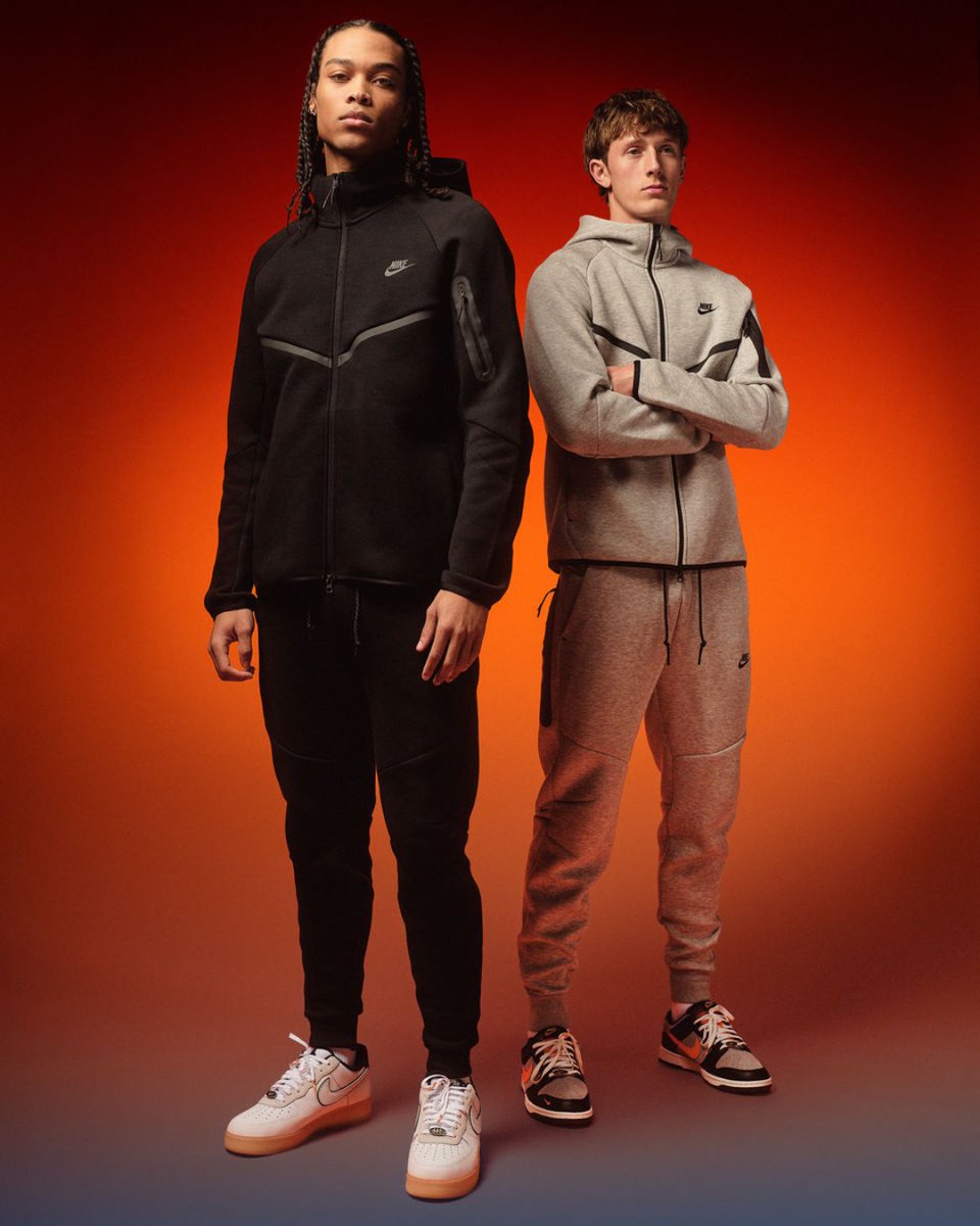 red nike hoodie footlocker