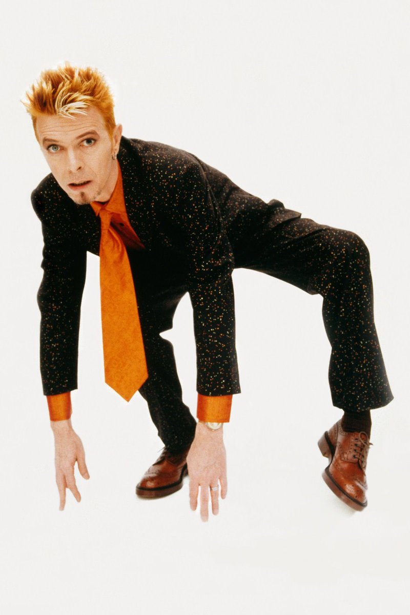 ectoplasmicworm's tweet photo. This photo means so much to me. #DavidBowie #PureAwesomeness https://t.co/h9eQ9hY1dZ