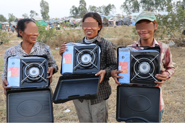 Portable gas stoves bring safer, easier cooking to destitute families in SE Asia—no more daily fuel hunts.

Simple gifts show God's love in action, freeing time &amp; bringing dignity.

Pray for provision &amp; open hearts! 🌱

bit.ly/buildintl

#HelpingThePoor #Compassion